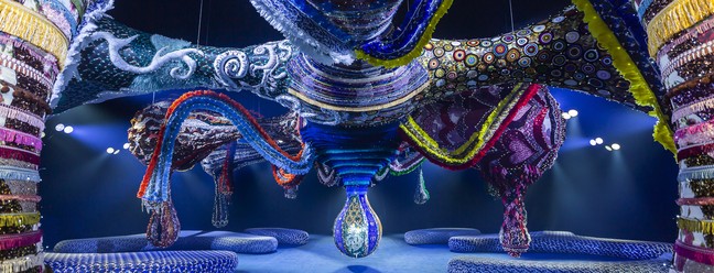 joana-vasconcelos-conhe-a-artista-pl-stica-que-famosa-por-esculturas