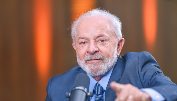 Fala de Lula sobre uso de andador gera críticas de entidades e até da base