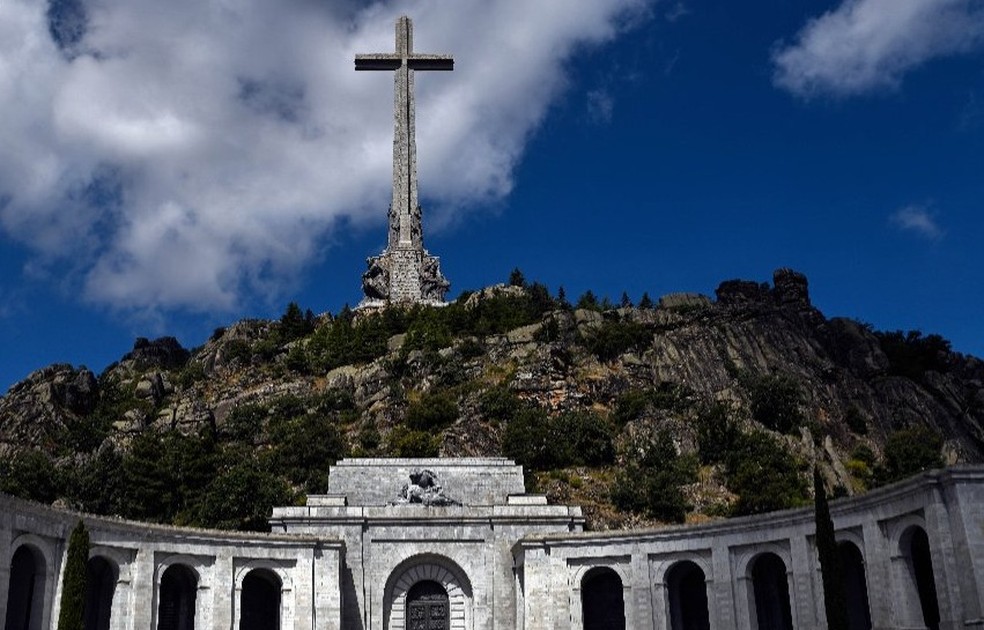 The Spanish dictator's mausoleum will be renovated to avoid visits by those nostalgic for the regime - Photograph: Oscar del Pozo/AFP