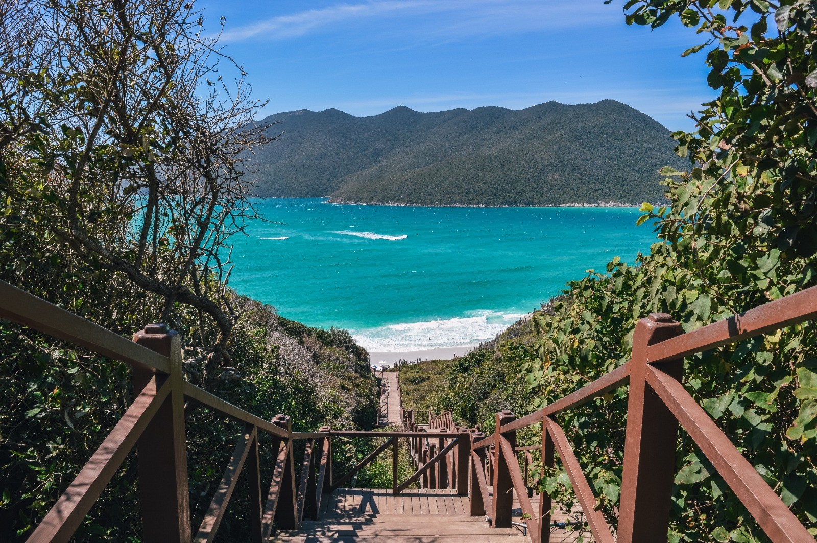 Praia de Arraial do Cabo figura entre as 50 melhores do mundo