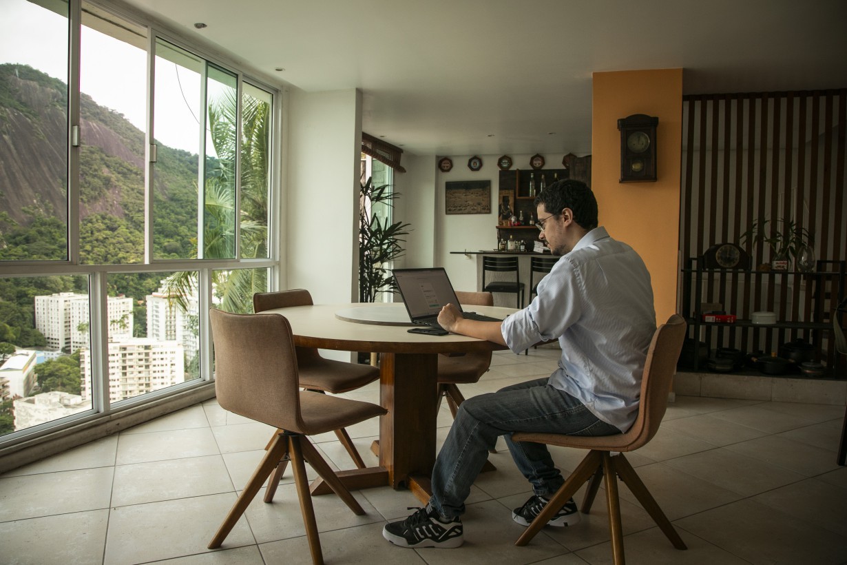 Trabalho remoto é uma realidade, mas requer gestão equilibrada