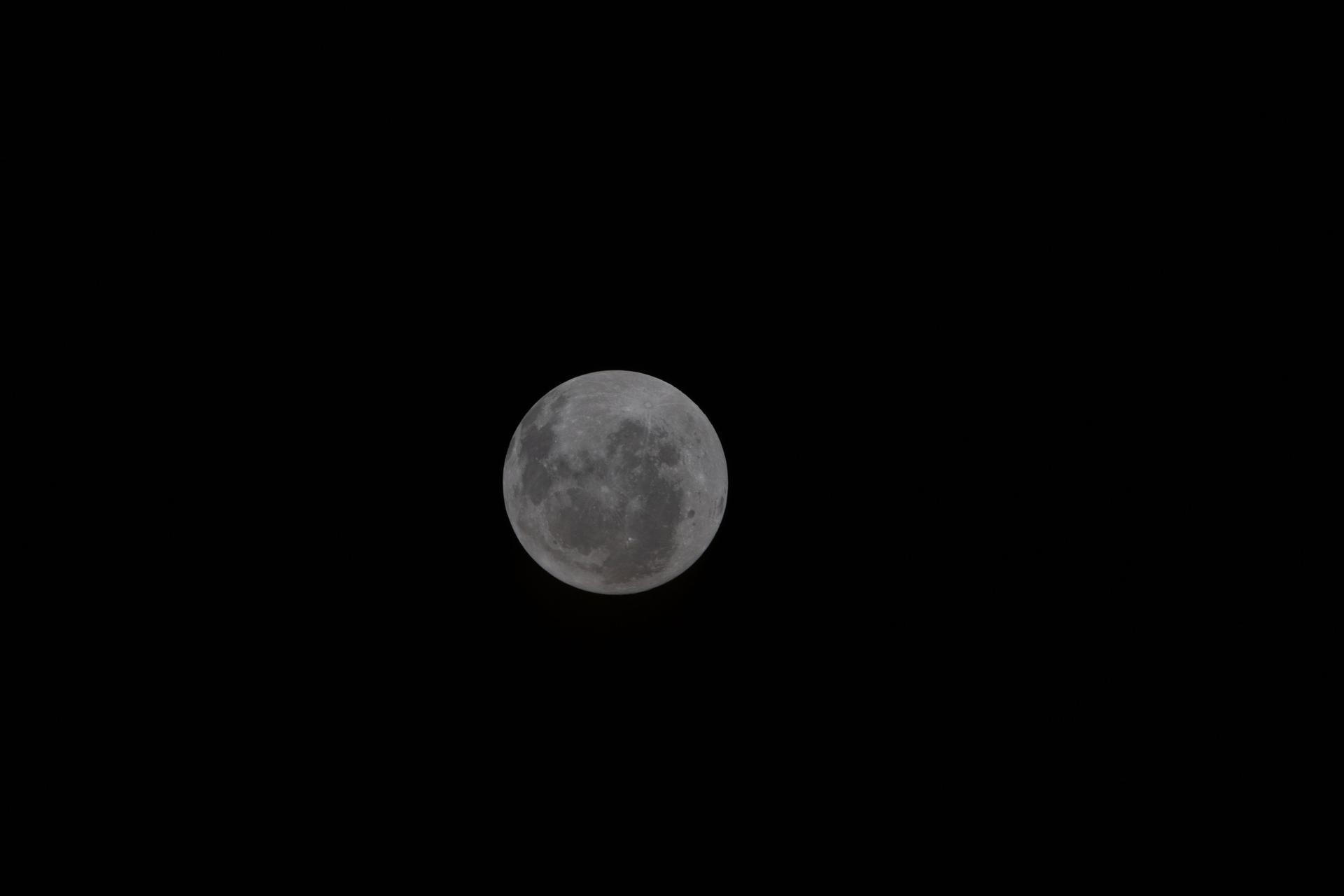 Nasa revela planos para construir base na Lua e deve investir mais de R$ 3 bilhões