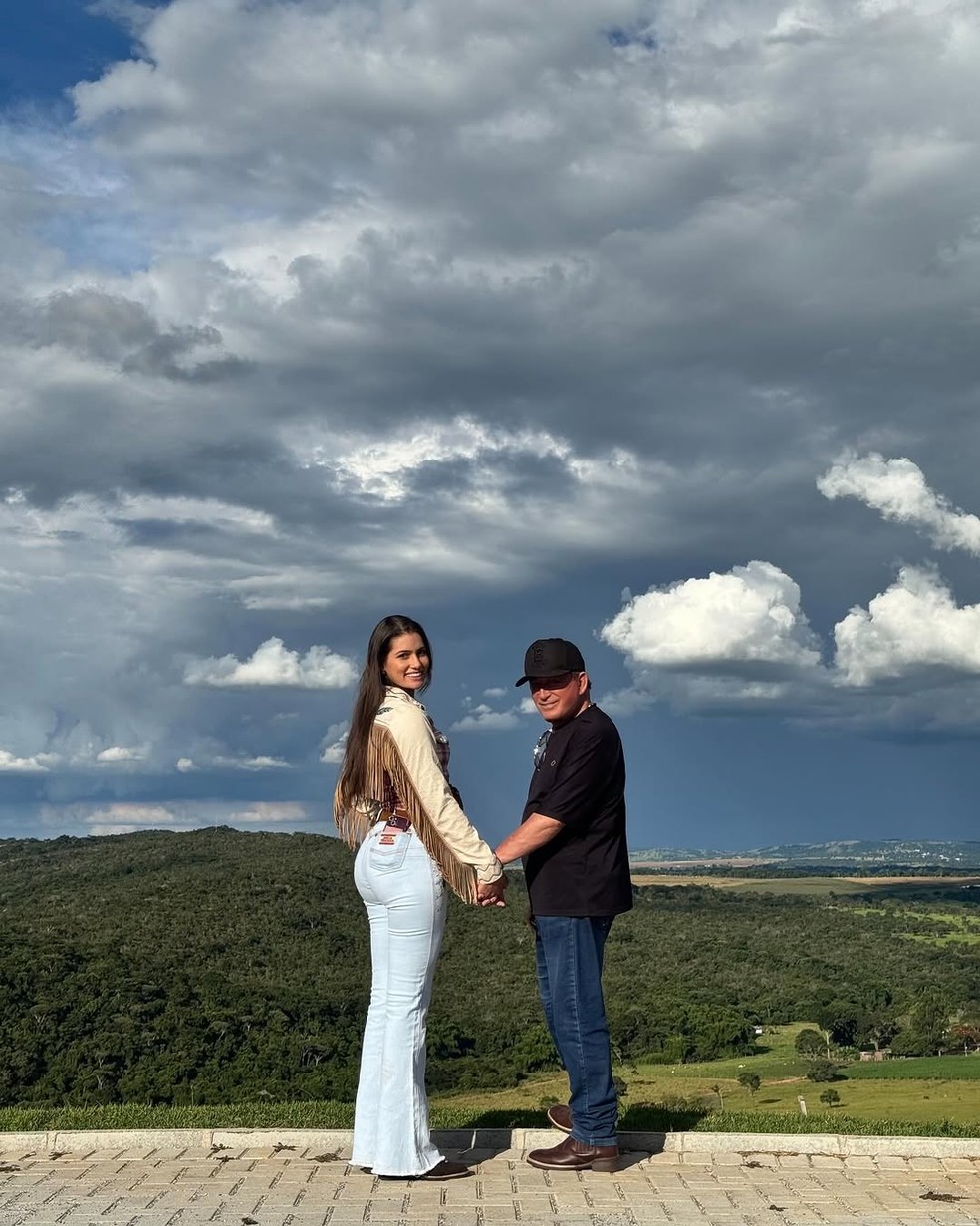 Amado Batista é casado com a modelo Calita Franciele — Foto: Reprodução Instagram