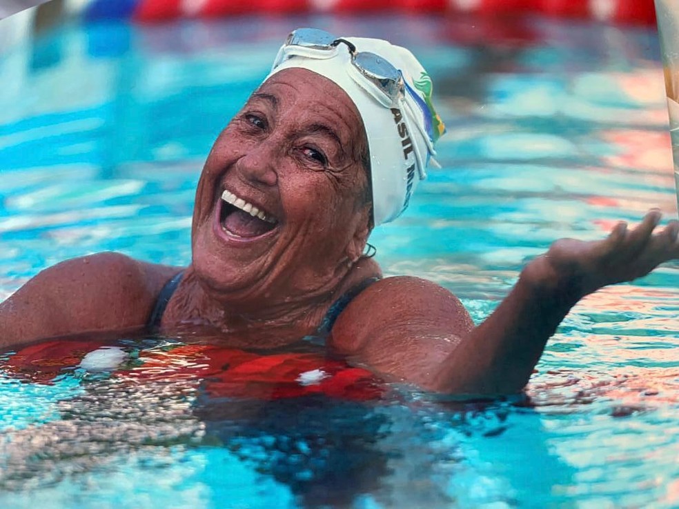 Herilene, de 79 anos, é uma das dez melhores nadadoras na categoria Master do mundo Arquivo pessoal — Foto:         