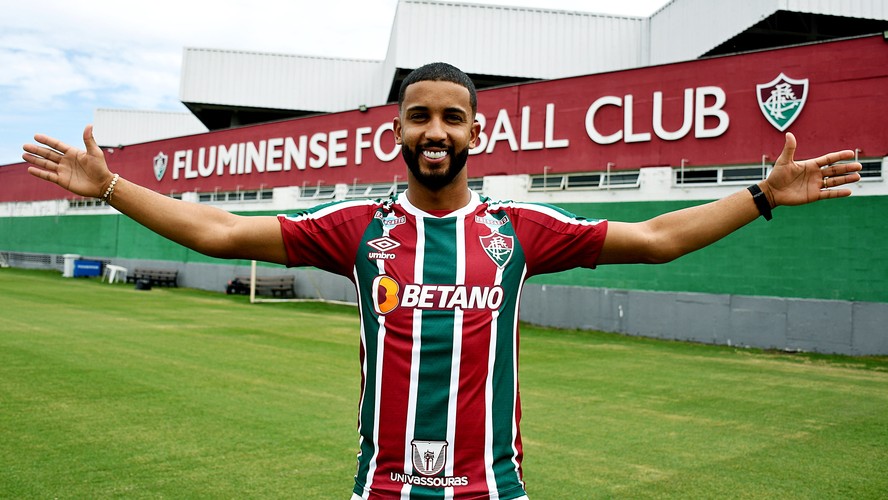Exquisite Palmeiras Negocia Contratação Do Lateral-esquerdo Jefté, Ex-fluminense Scene for Your Screen