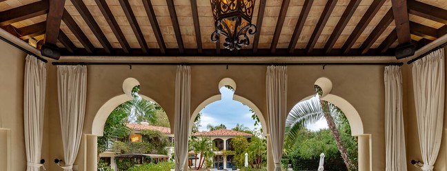 The outside area of ​​the Kardashian family mansion - Photo: Disclosure