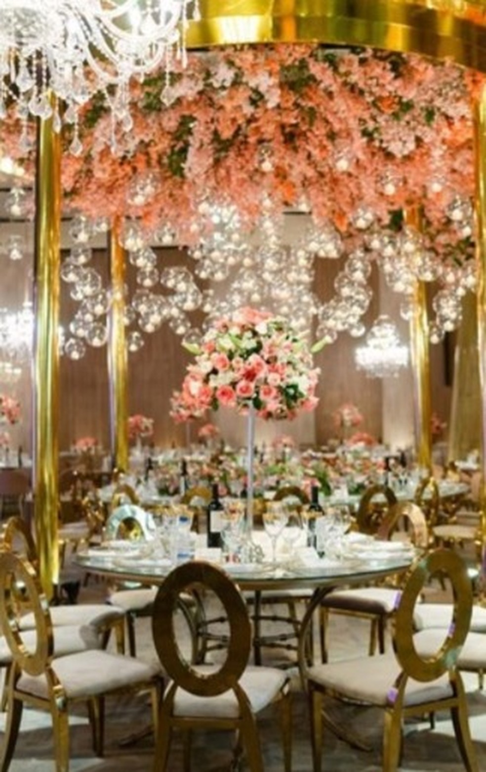 Riqueza. Cenário de casamento para 500 pessoas montado no Grand Hyatt Barra — Foto: Racquel Carvalho/7clicksfotografia