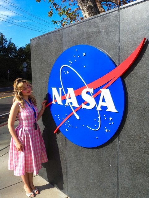 Brasileira de 28 anos desenvolve supertelescópio na Nasa