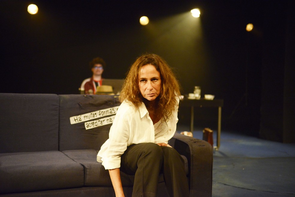 Andréa Beltrão plays in the play Lady Tempestade, which opens the celebration of the 60th anniversary of Casa Grande — Photo: Divulgação/Nana Moraes