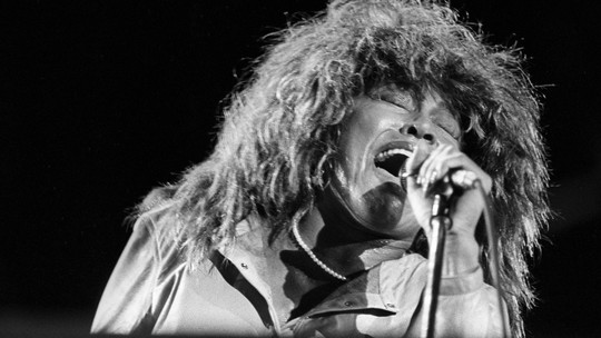 Tina Turner: relembre a carreira da cantora em fotos 