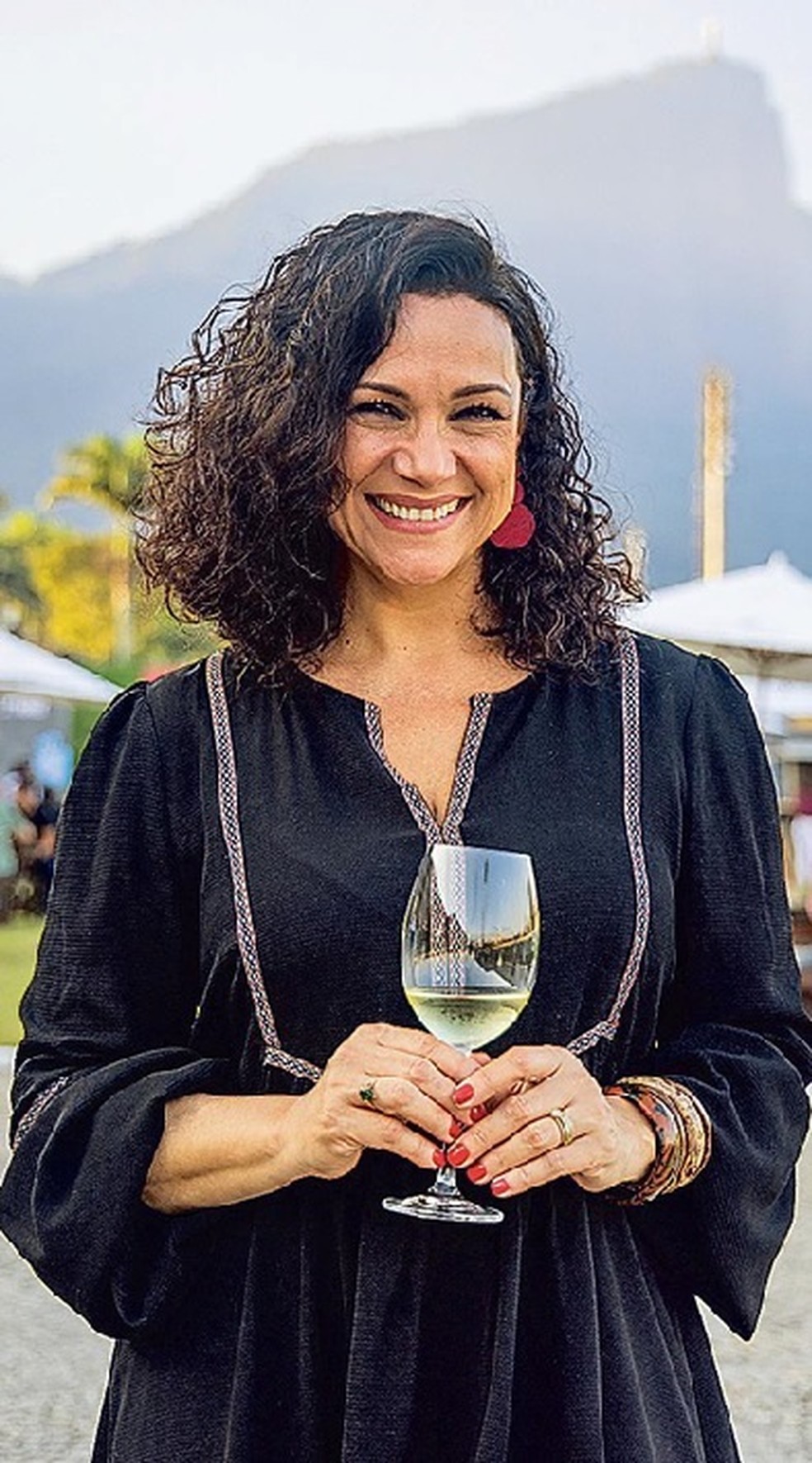 Vinhos de Portugal 2025: A sommelière Elaine de Oliveira vai estar em conversa sobre os vinhos de Lisboa — Foto: Rebecca Alves