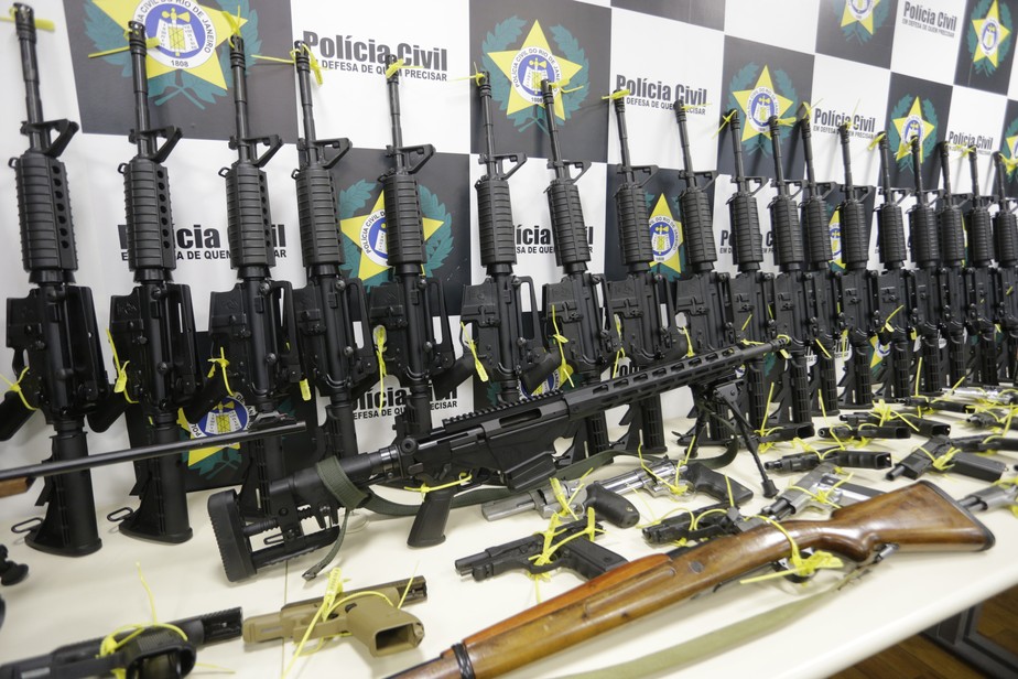 Polícia faz maior apreensão de armas do estado 