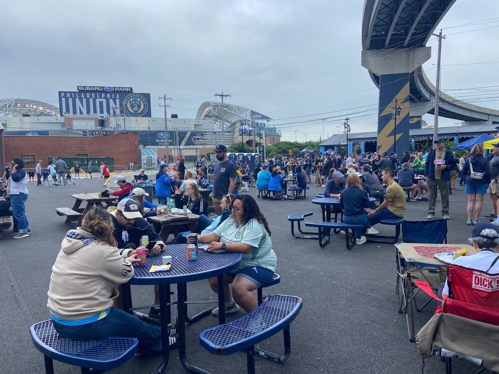 Aquecimento de torcedores do Philadelphia Union durante jogo da MLS que ocorre durante o Mundial de Clubes da FIFA — Foto: Diogo Dantas