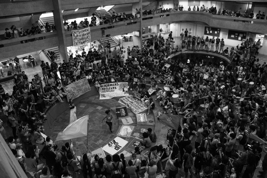 Assembleia de estudantes após incidente lotou Unicamp