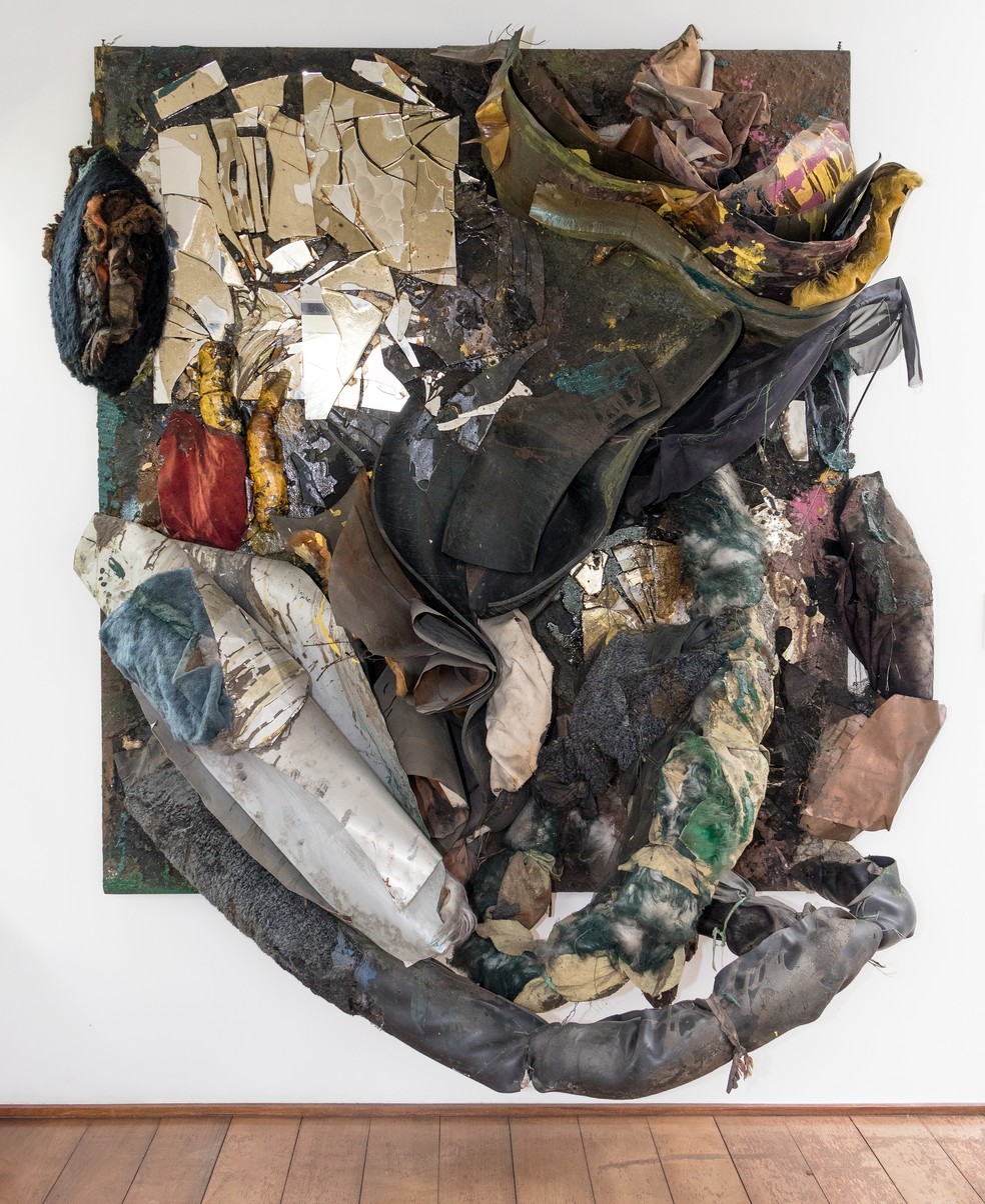 Untitled work by Nuno Ramos — Photo: Raphaela Campano/Disclosure