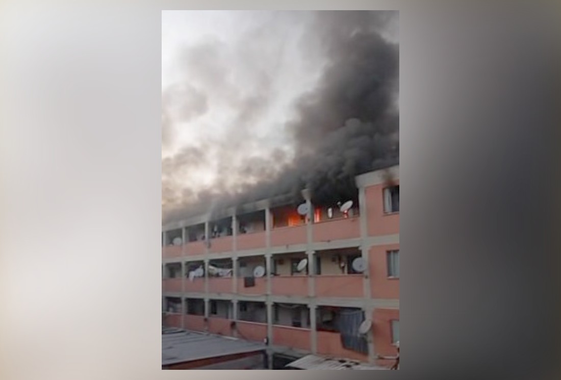 Incêndio atinge prédio em Manguinhos