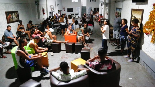 Biblioteca para população em situação de rua é inaugurada no Centro do Rio