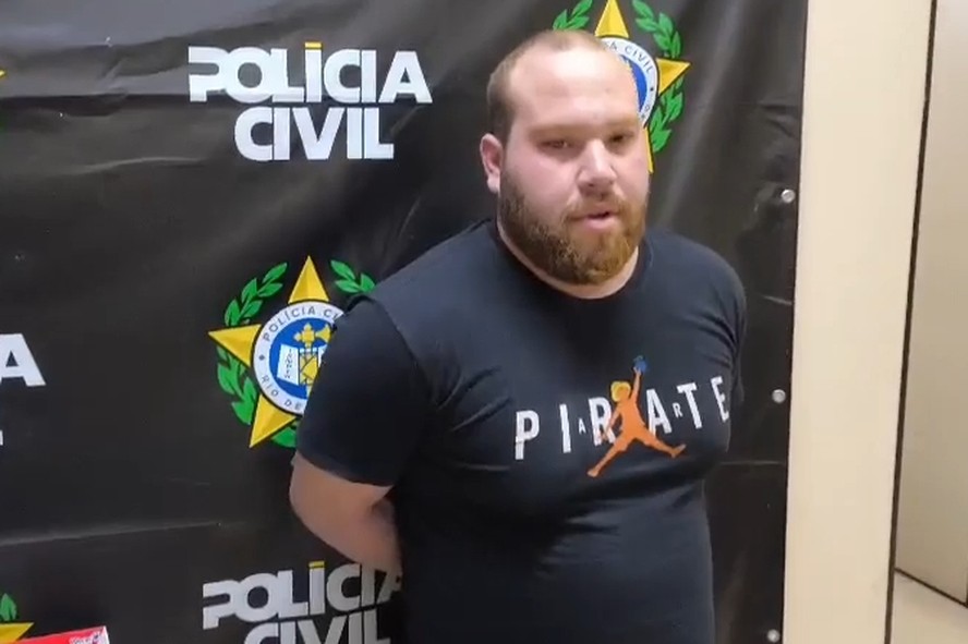 Falso veterinário é detido no Rio enquanto realizava cirurgia em gato
