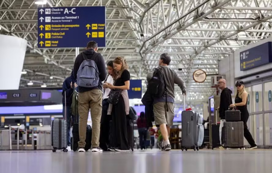 Governo anuncia que seis empresas devem participar de leilão do Galeão