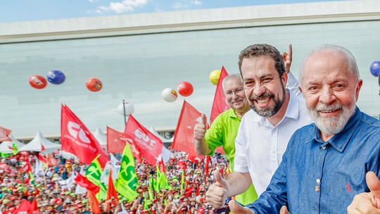 Campanha de Boulos viu pedido de voto de Lula como “risco calculado que valeu a pena” 
