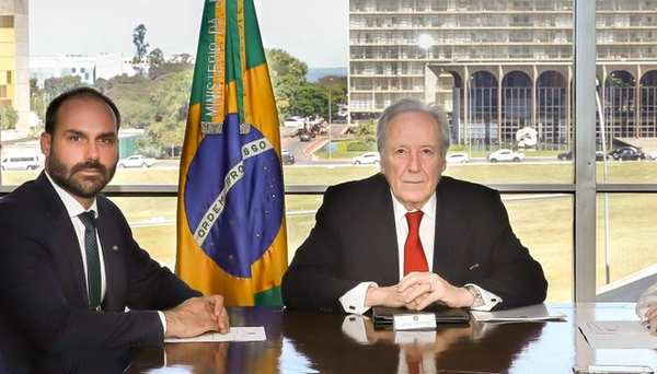Lewandowski se reúne com Eduardo Bolsonaro e Caroline De Toni para tratar sobre investigações