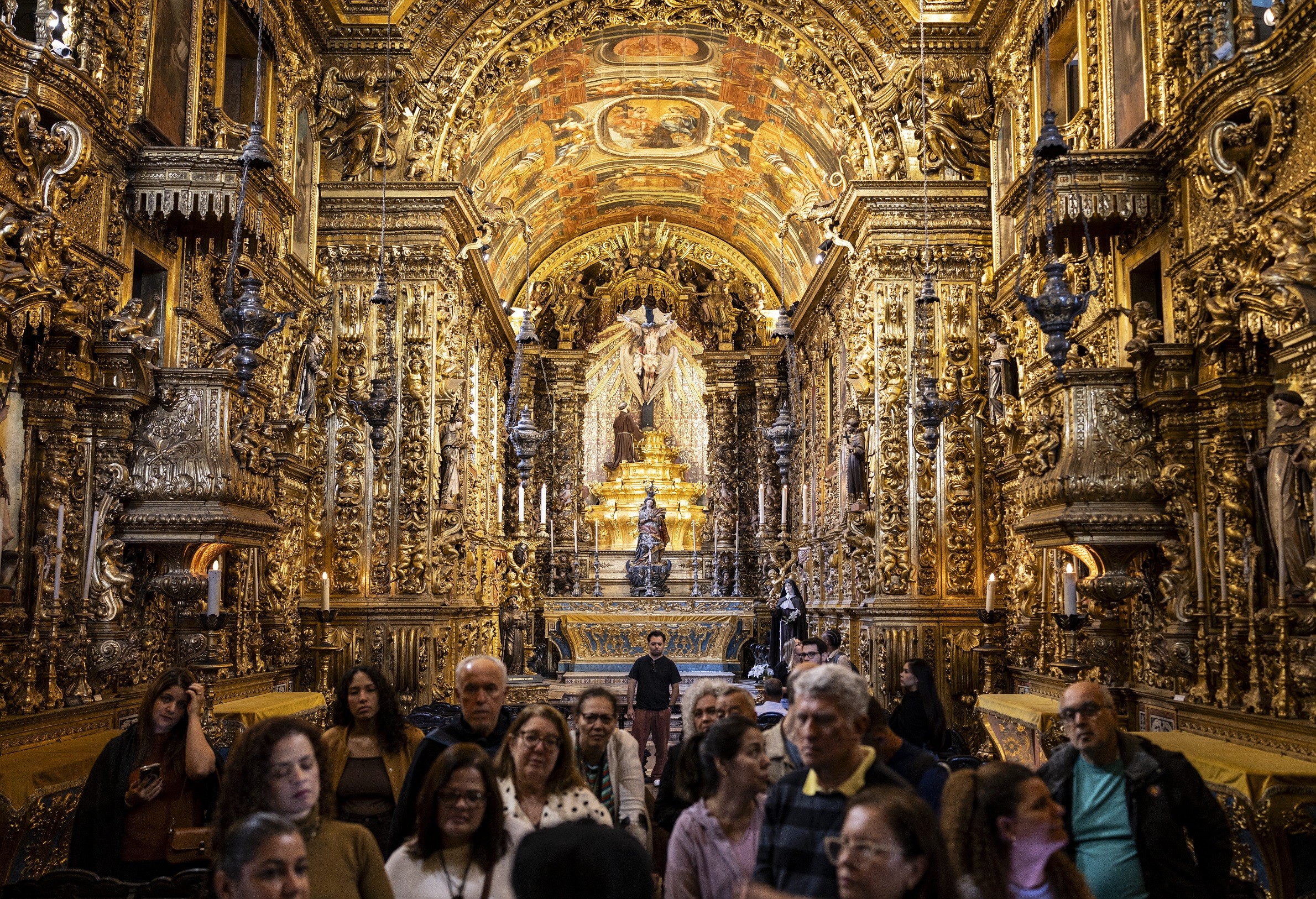 Joia do período barroco, Igreja de Ouro do Rio recebe 4 mil pessoas por mês e passará a abrir aos sábados - QTU Questões do Universo