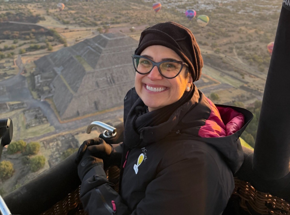 Sandra Annenberg realiza sonho de voar de balão durante gravações do 