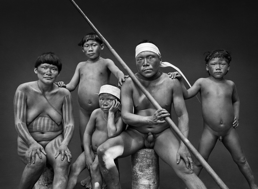Povos indígenas retratados pelas lentes de Sebastião Salgado na Amazônia  — Foto:         