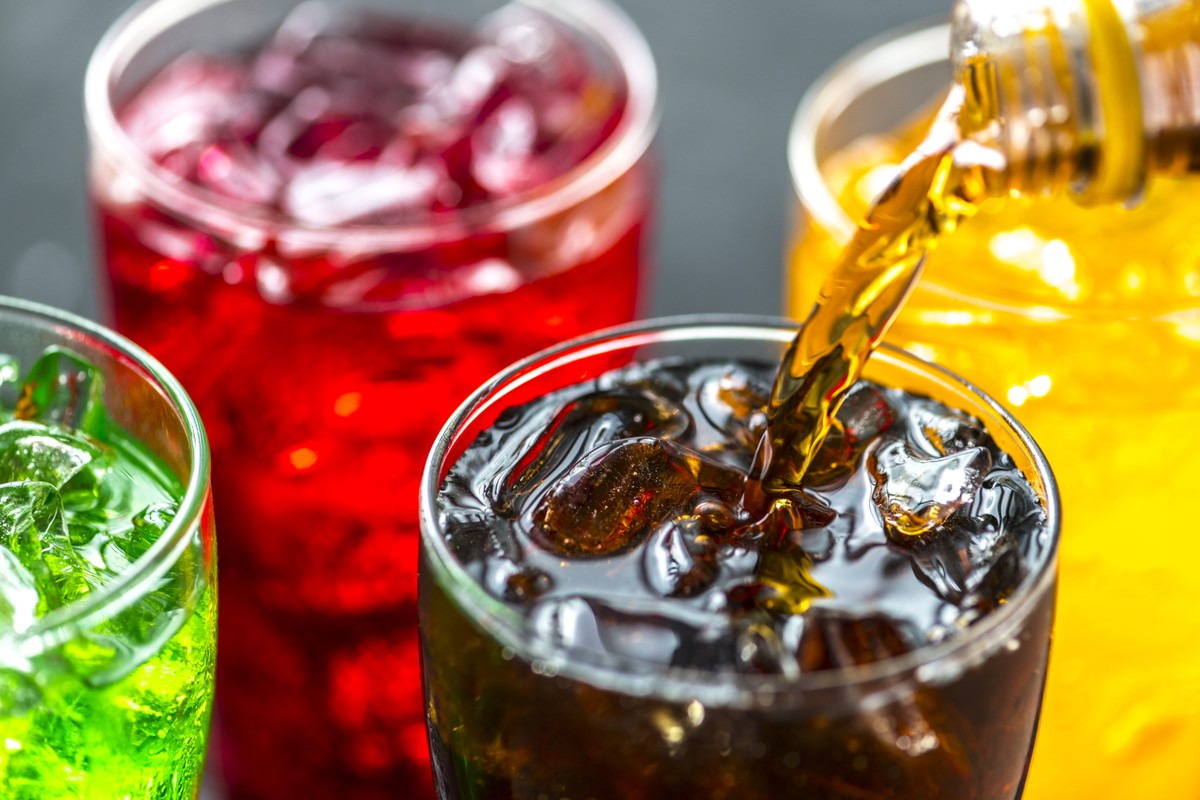 Mito dos alimentos diet: como produtos sem açúcar podem sabotar sua saúde e sua dieta