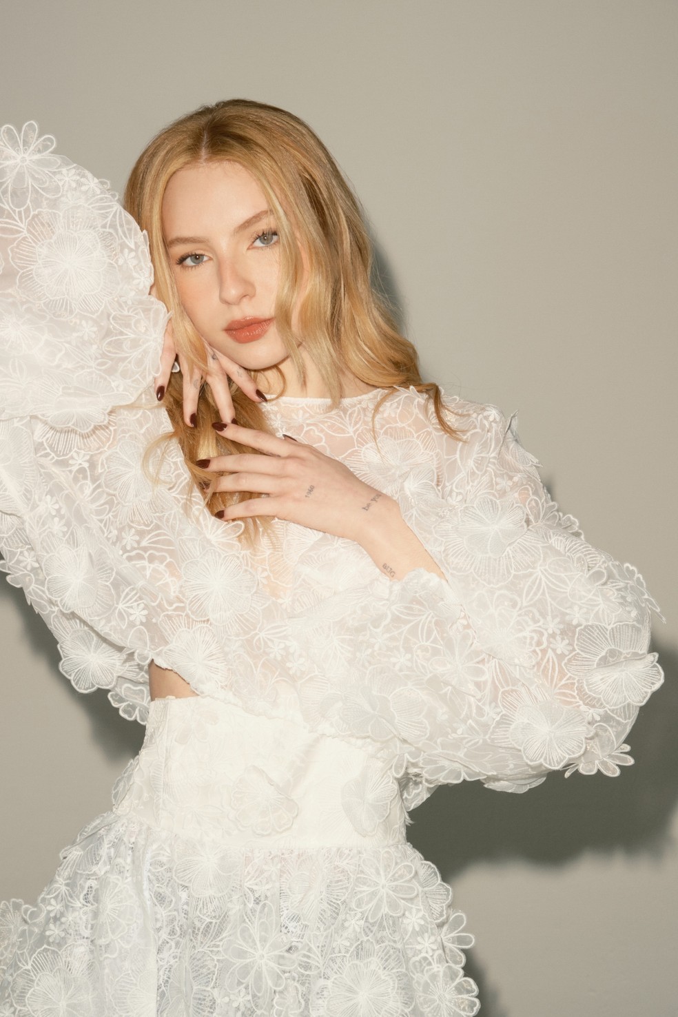 Influenciadora Fefe Schneider se firma como atriz e revela bastidores da carreira no cinema e teatro — Foto: Divulgação Fred Othero