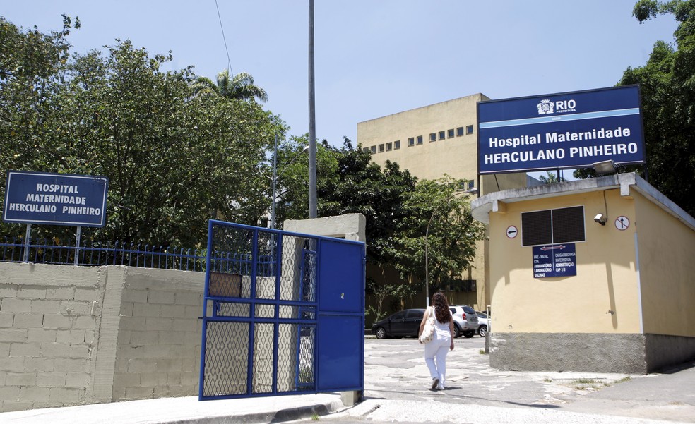 Maternidade Herculano Pinheiro, em Madureira, onde traficantes teriam ido em busca de médico para atender ferido na Praça Seca — Foto: Gustavo Stephan / Agência O Globo / Arquivo