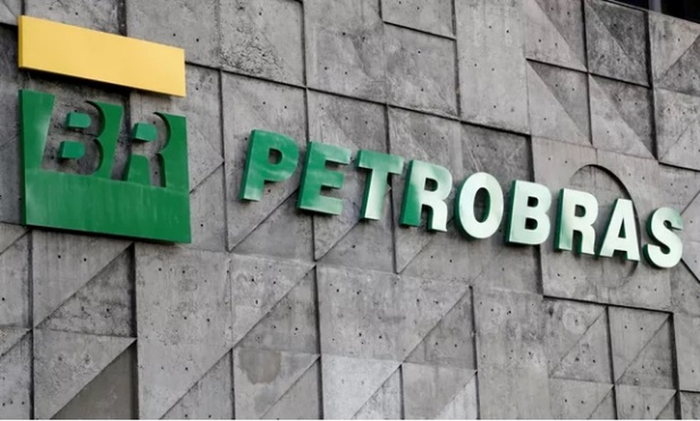 Petrobras tem lucro recorde no primeiro trimestre Reuters/Sergio Moraes — Foto:         