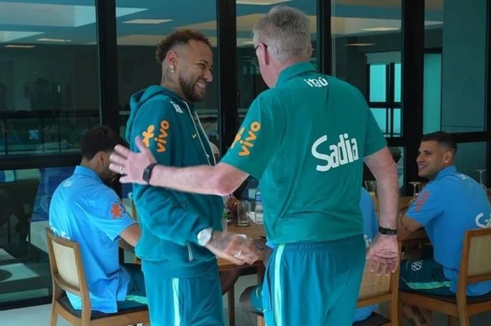 Neymar é encaminhado à clínica médica e não participa de treino com a seleção brasileira na Granja Comary