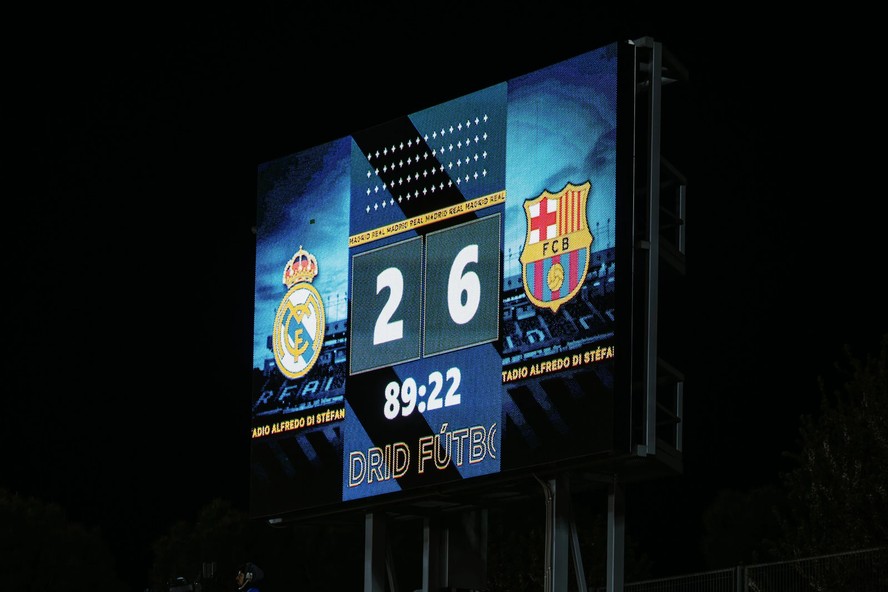 O que está por trás da disparidade entre Barcelona e Real Madrid no ...