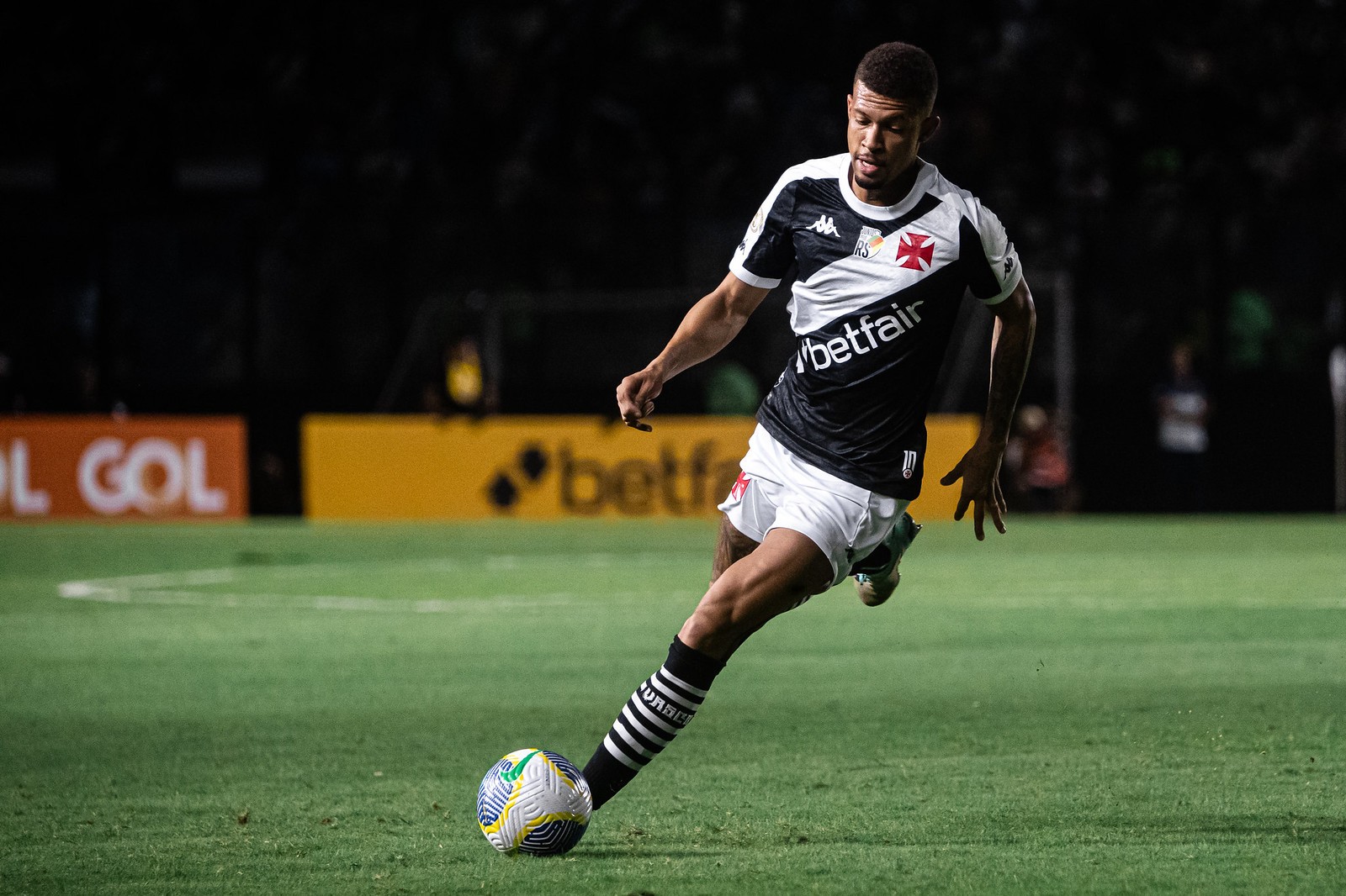 Vasco: João Victor é absolvido e está liberado para pegar o Atlético-MG no jogo de volta da Copa do Brasil