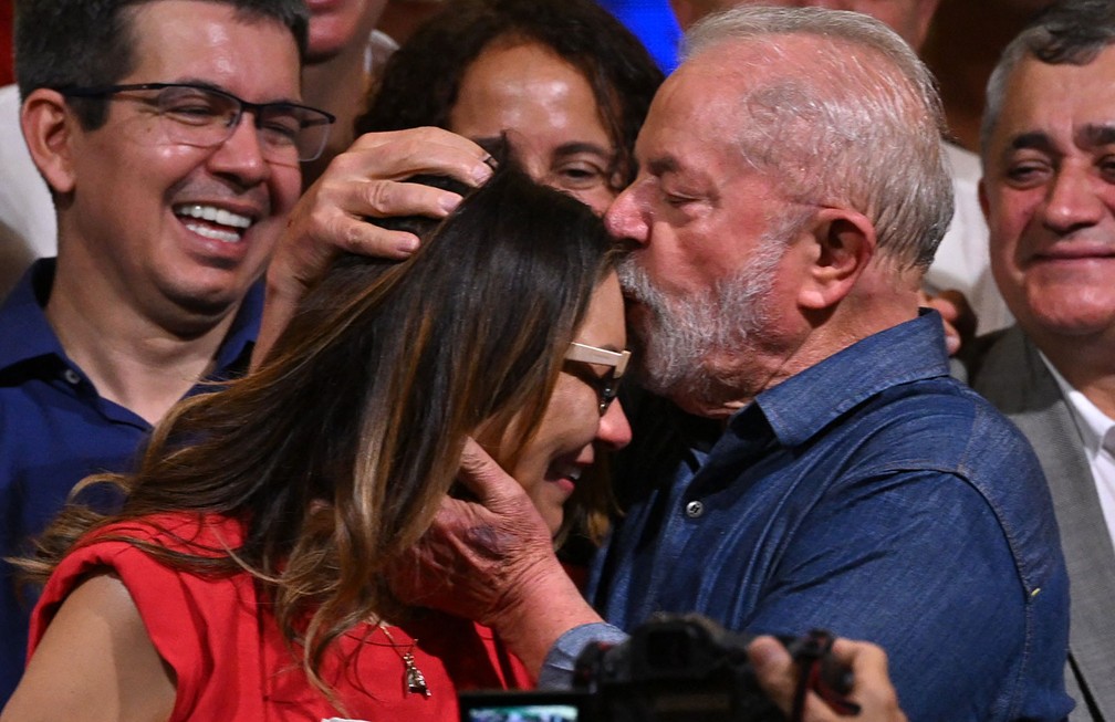Janja e Lula — Foto: NELSON ALMEIDA / AFP