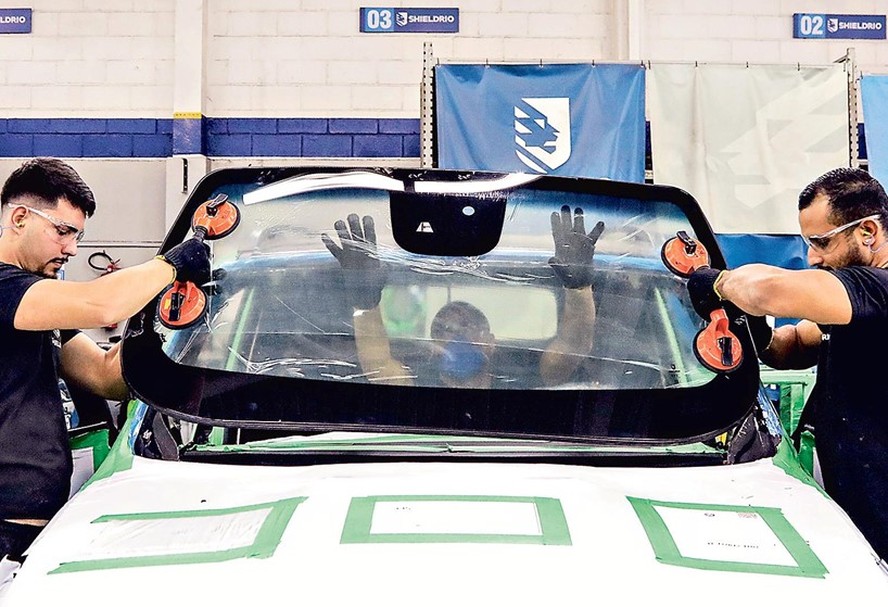 Blindagem de veículos cresce 25% e bate recorde em 2026 no Brasil