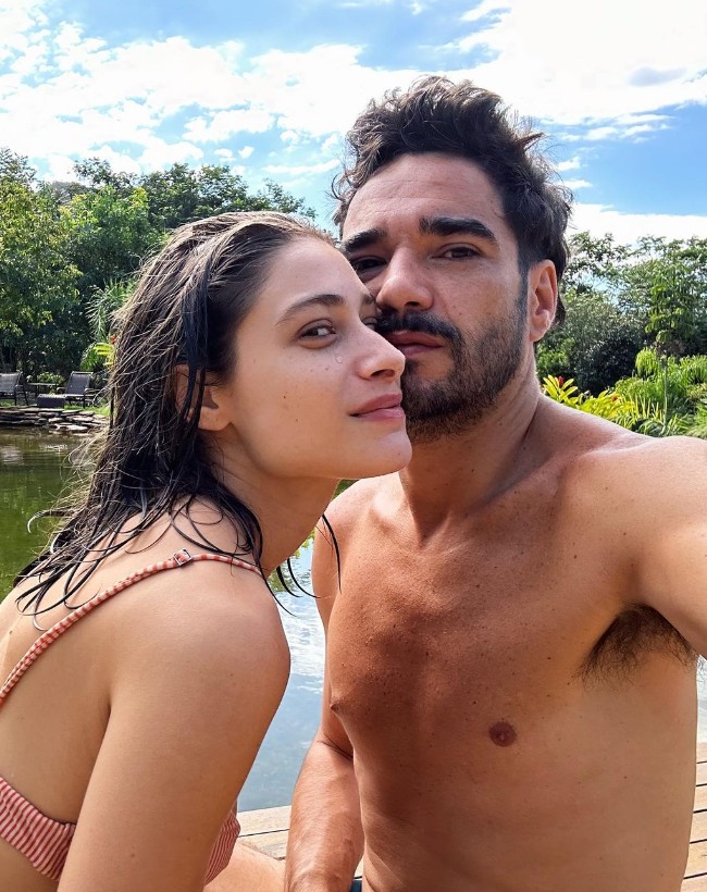 Casados desde 2017, Luisa Arraes e Caio Blat vivem um relacionamento aberto e inclusive moram em casas diferentes — Foto: Reprodução: Instagram