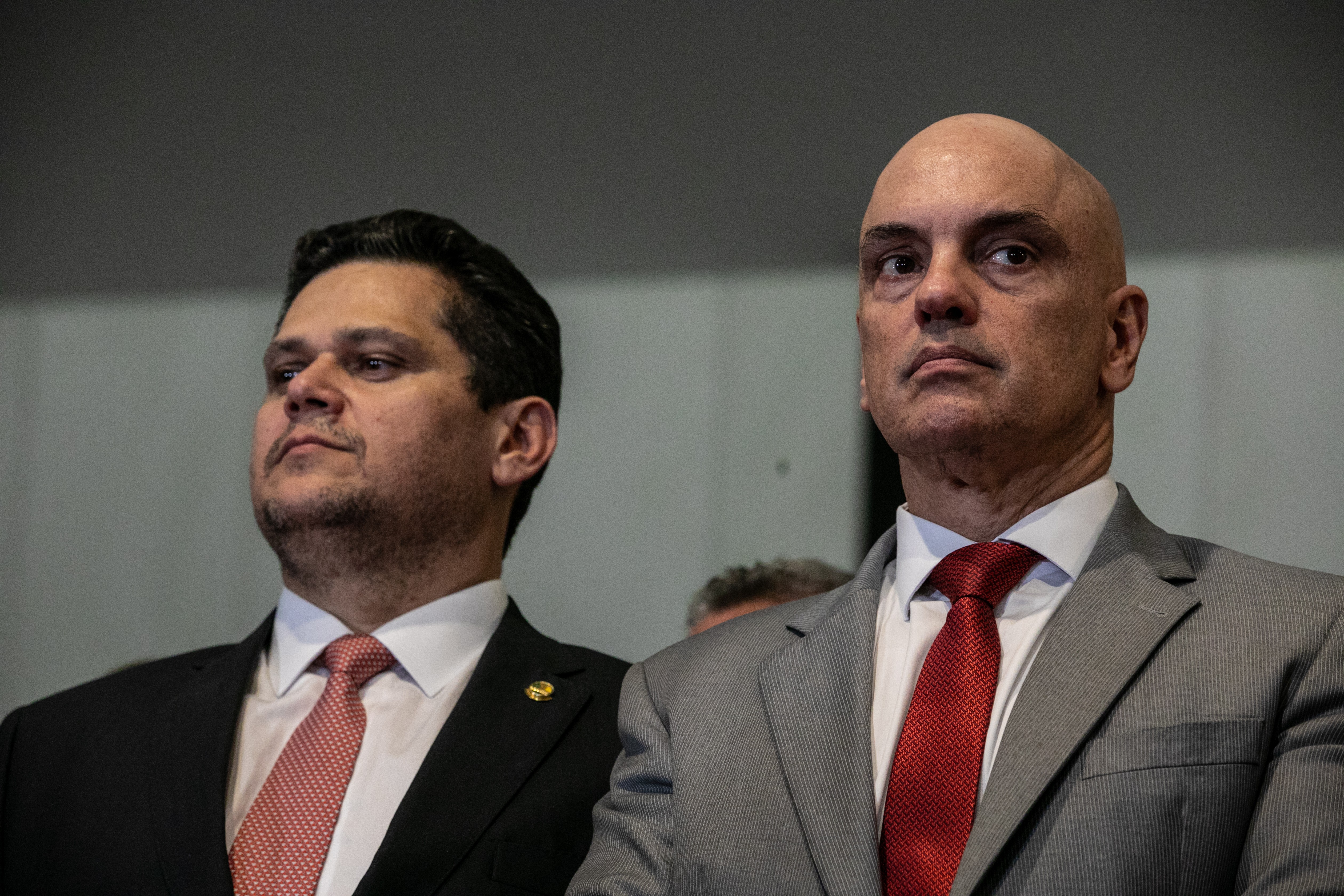 Sob pressão no Senado por Moraes, Alcolumbre acusa colegas de ataques eleitorais: ‘Não têm proposta para o Brasil’ - QTU Questões do Universo