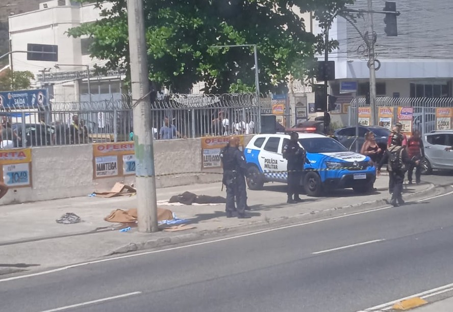 Corpos de dois homens de 21 anos são encontrados na Praça Seca