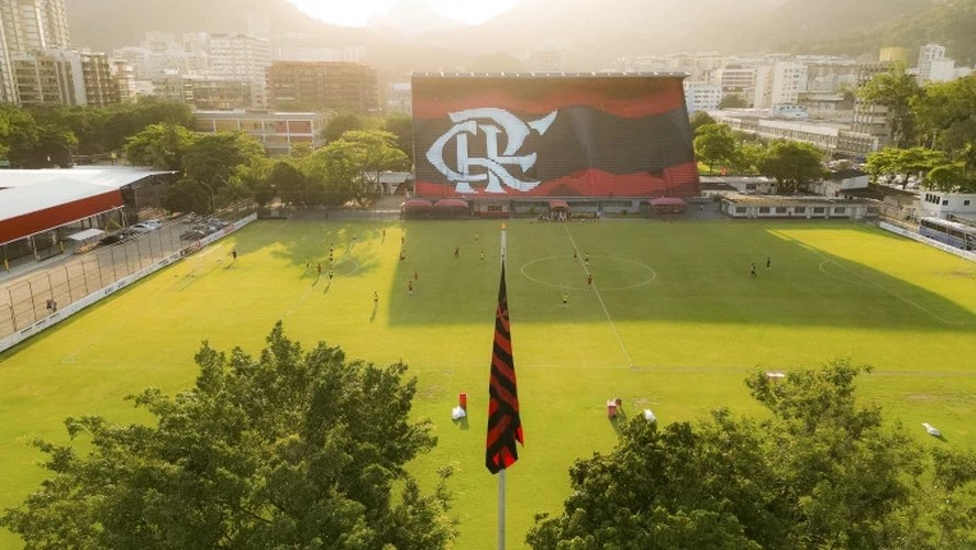 Em primeiro livro sobre futebol, Alberto Mussa diz provar que Flamengo ...