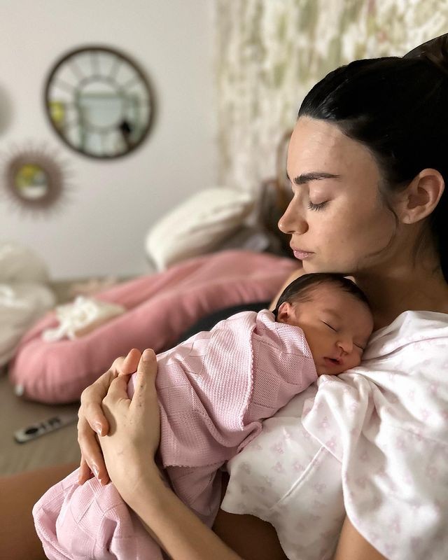 Em abril deste ano, a segunda filha atriz Thaila Ayala, Tereza, veio ao mundo — Foto: Reprodução/Instagram