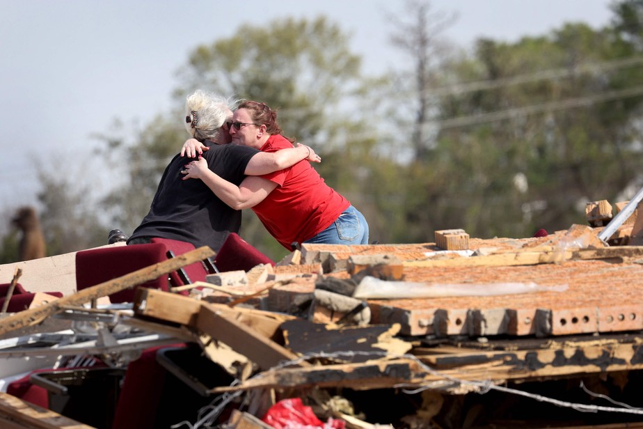 Número de mortos nos EUA por tornados sobe para 26