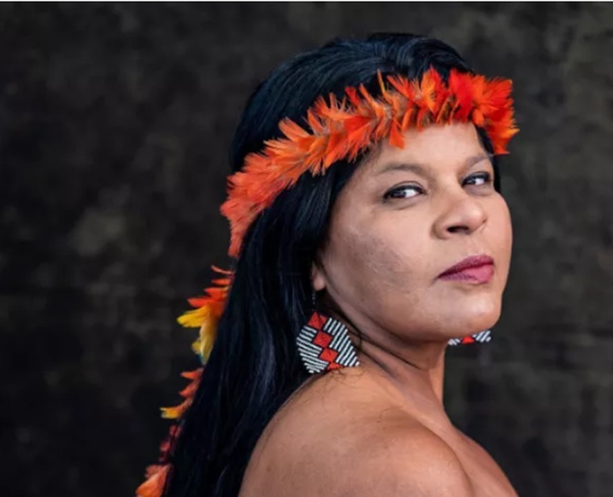 A liderança Sônia Guajajara , eleita a primeira indígena deputada federal por São Paulo