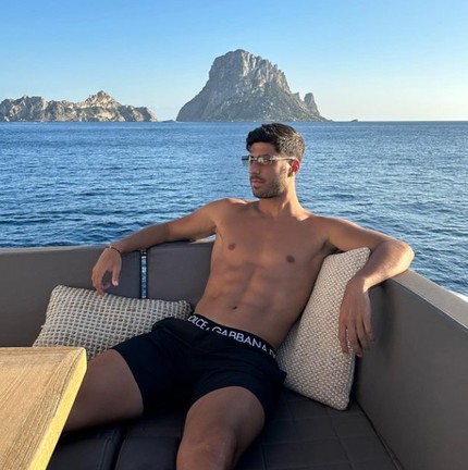 Espanhol Marco Asensio (PSG) foi eleito jogador mais sexy do mundo — Foto: Reprodução/Instagram
