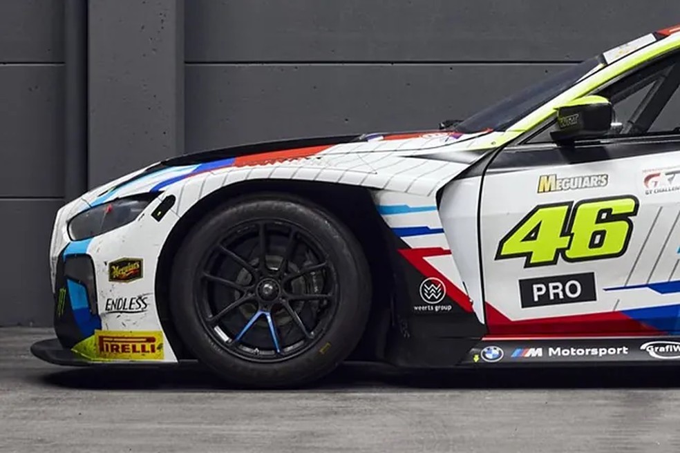 BMW M4 GT3 pilotado por Valentino Rossi — Foto: Reprodução/RM Sotheby's