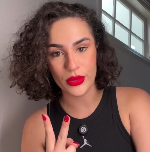 Filha de Renatoaragão Vemse dedicando ao mundo corporateativo. Ela Causupolêmicaao diizer que "todostêm as intermediate 24 Horas".