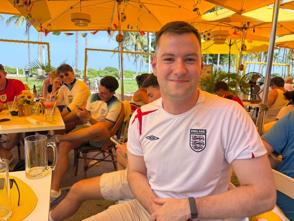 Tom Couniham, torcedor do Manchester United e da seleção inglesa — Foto: Rafael Oliveira