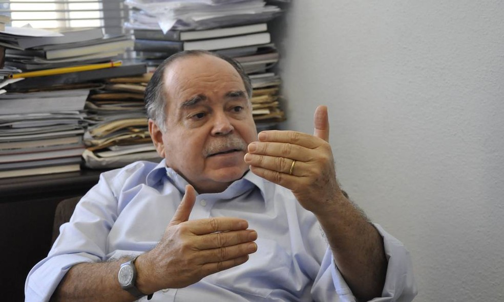 O economista Luiz Roberto Cunha, docente da PUC-Rio — Foto: Nicolau Galvão/PUC Rio