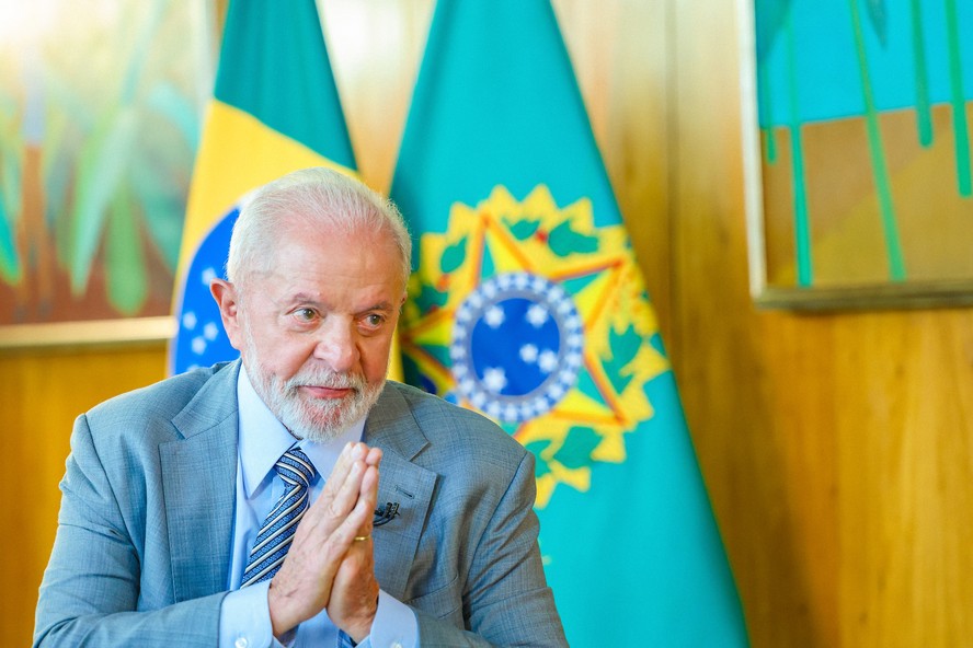 O presidente Lula em entrevista à RedeTV!